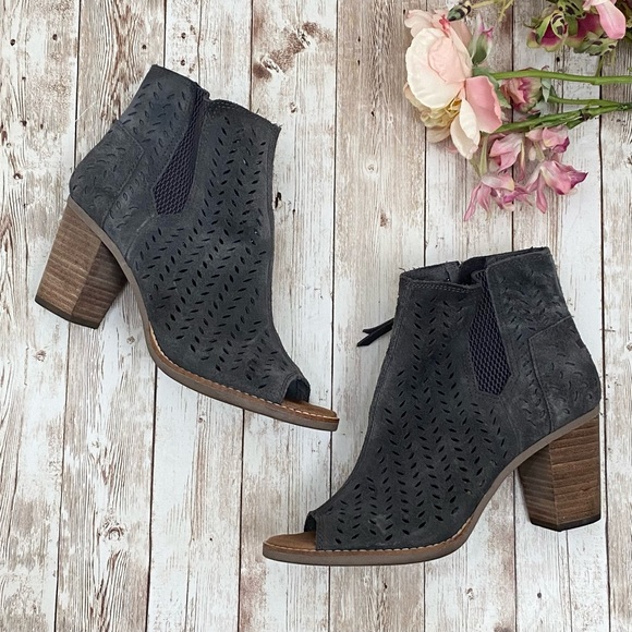 TOMS Majorca Open Toe Gray Perforated Booties Size 7 - Picture 5 of 16